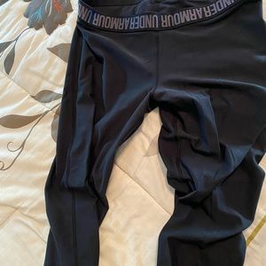 Under Armour black yoga pants, XL, reversible, straight leg
